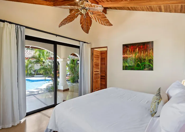 Los Altos De Eros - Adults Only